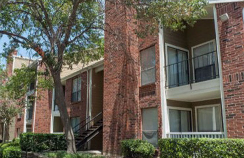 Silverbrook Apartments